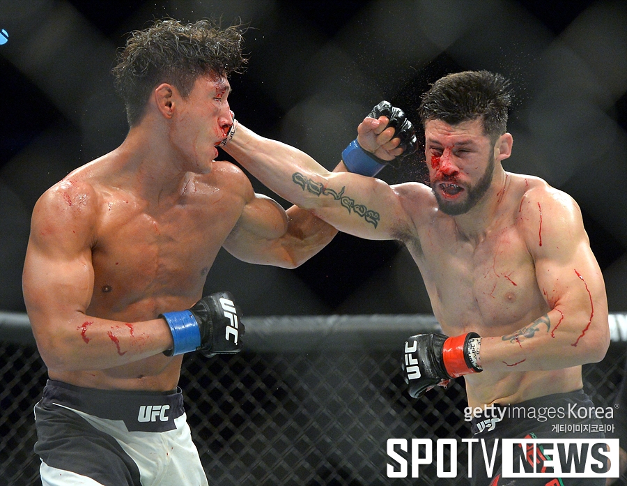 [UFC 199] 김동현 vs 폴로 레예스, 살벌한 카운터펀치 공방전