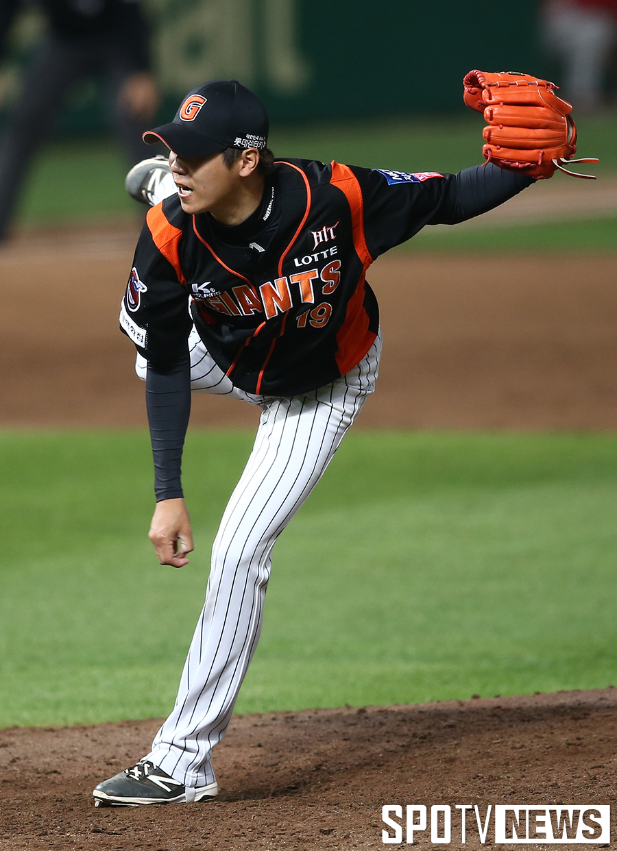 [포토S] 홍성민 '승리를 지켜라'
