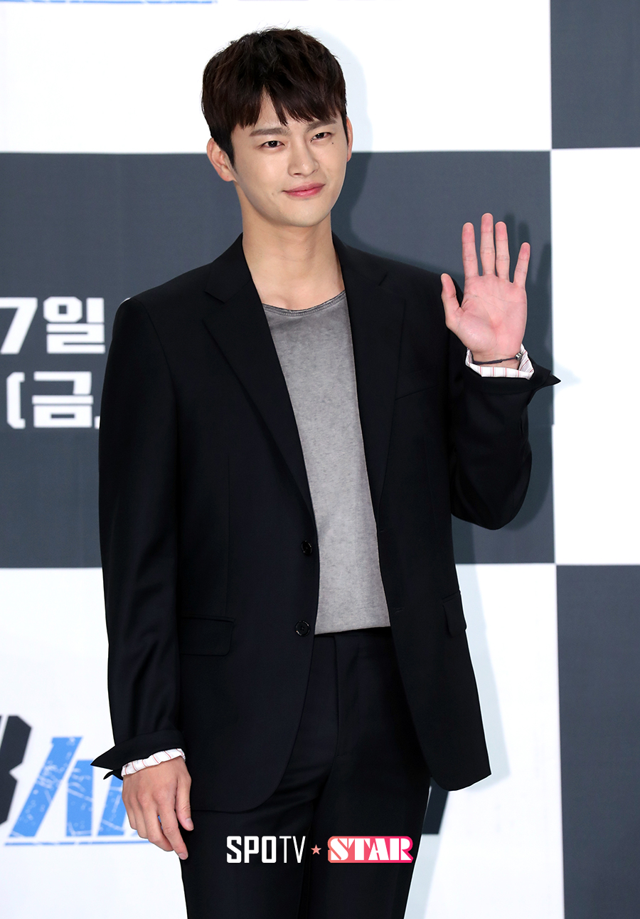 [포토S] 서인국 '여심을 사르르'