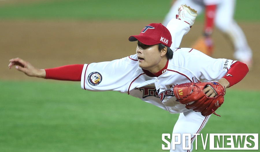 KIA 한승혁 1군 등록, 김기태 감독 "좋다는 보고 들어와"
