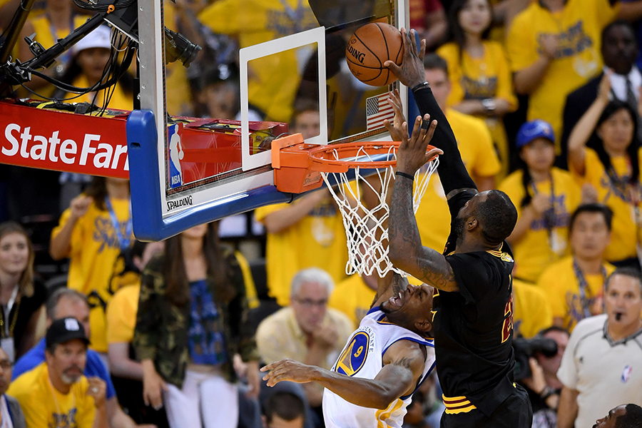 [NBA 파이널7] 르브론 제임스 '우승 이끄는 블록슛'