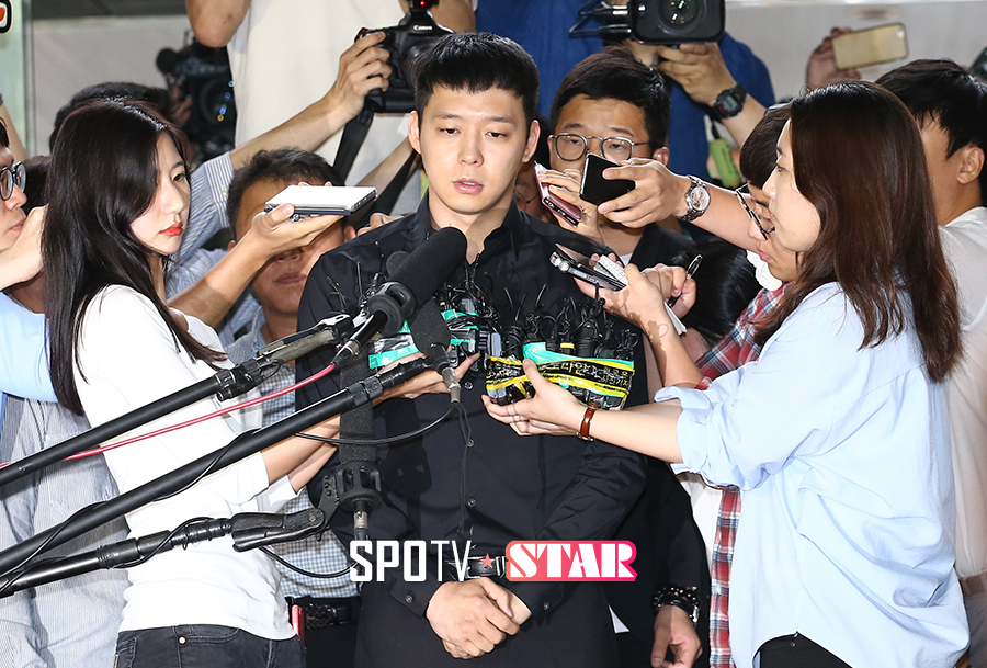 [포토S] 성폭행 혐의 박유천 "죄송하다"
