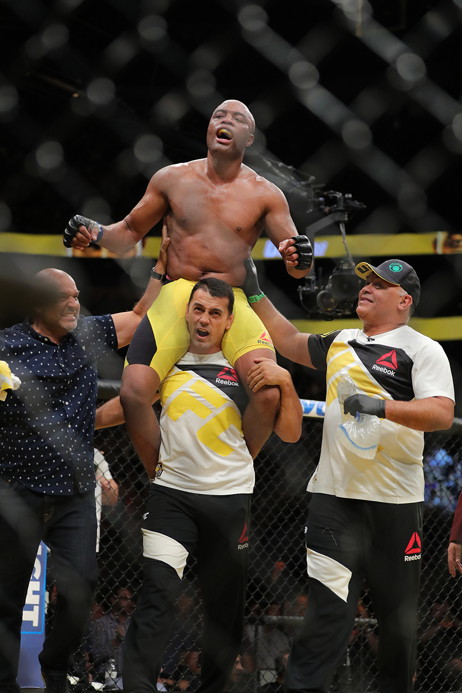 [UFC 200] 앤더슨 실바 '이긴 줄 알았는데'