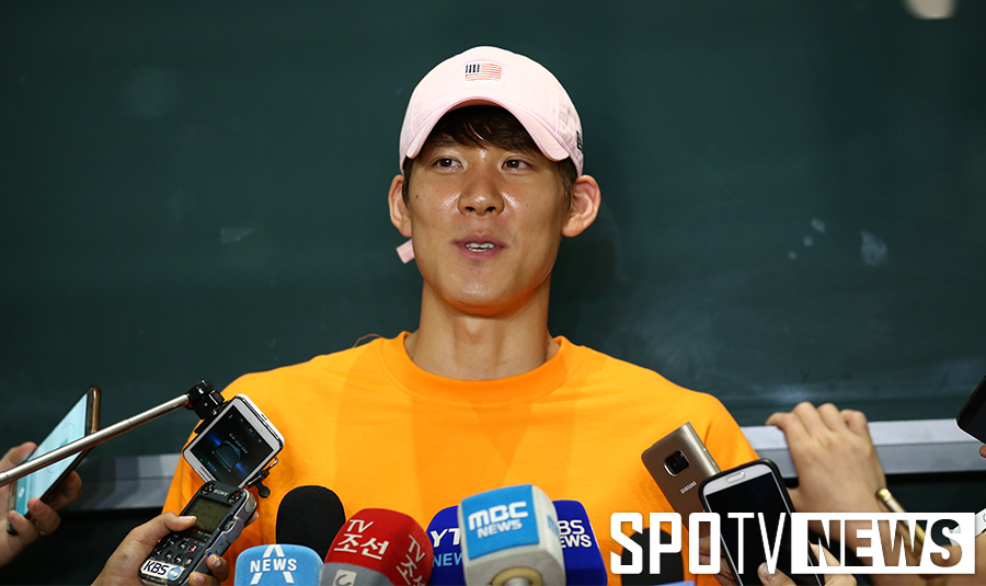 [포토S] 미소 짓는 박태환