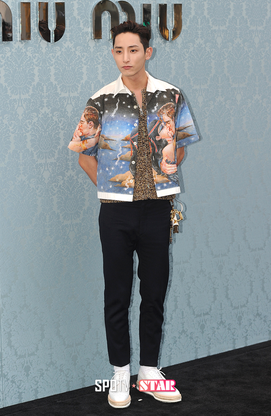 [포토S] 이수혁 '남다른 패션'