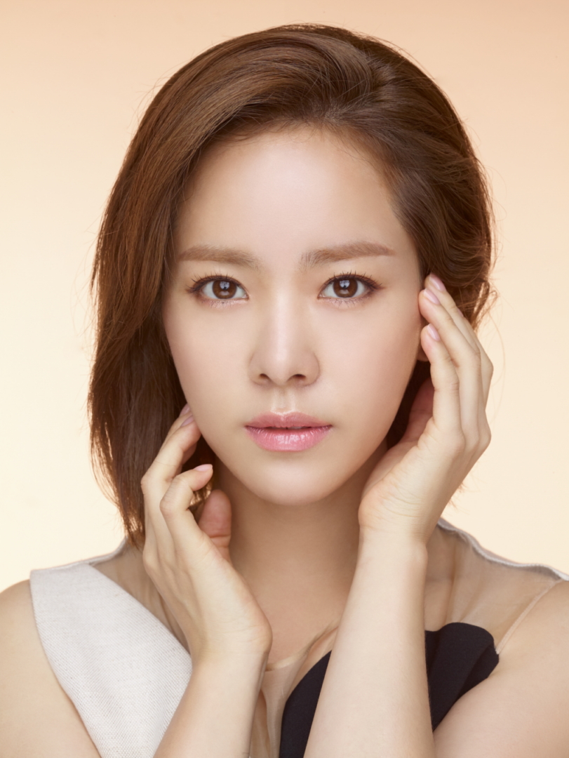 연예계 대표 미녀 한지민, 한스킨 브랜드 뮤즈 발탁