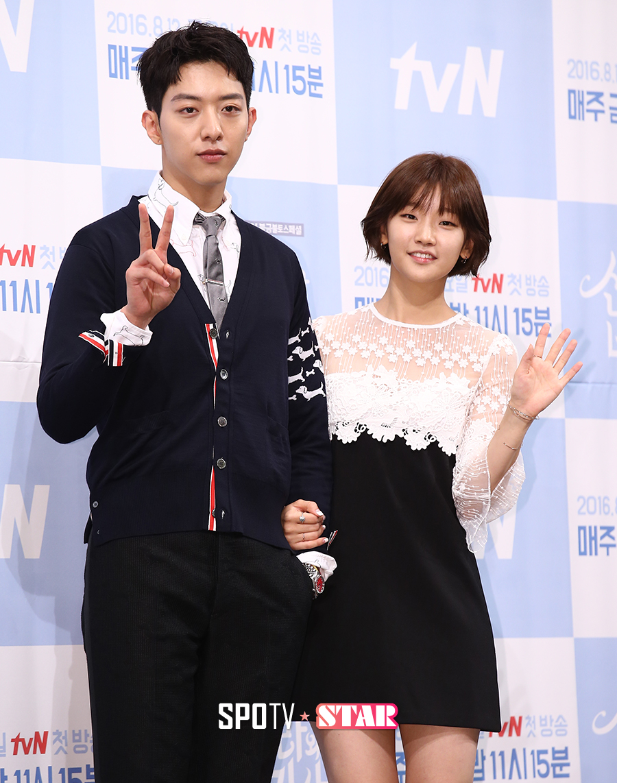 [포토S] 이정신-박소담, 키다리 아저씨외 한 컷