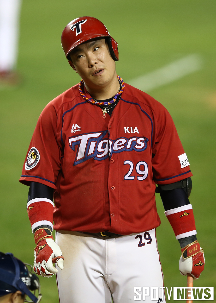 [포토S] 나지완 '그게 스트라이크라구요?'