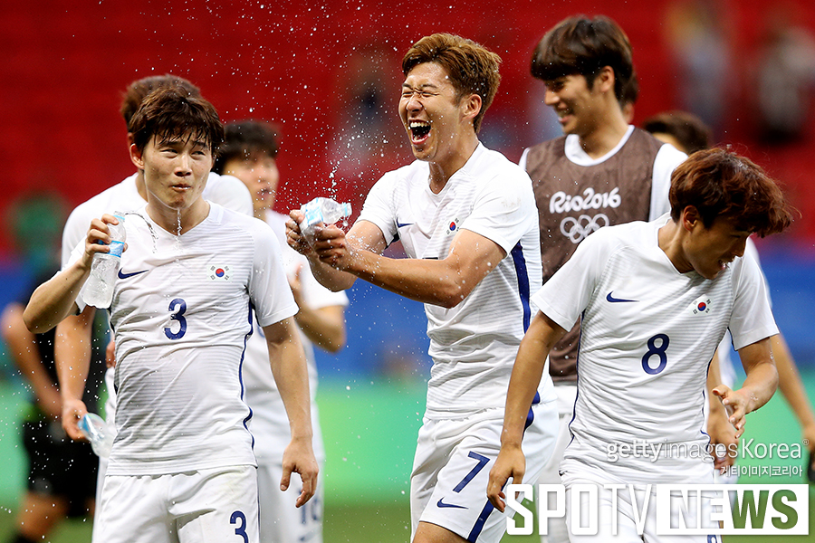 [리우] 손흥민 '축구로 더위 날리세요'