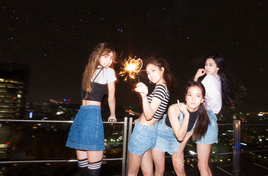 블랙핑크, "무대 오르니 눈 앞이 캄캄" 인기가요 데뷔 소감 '괴물신인도 신인'