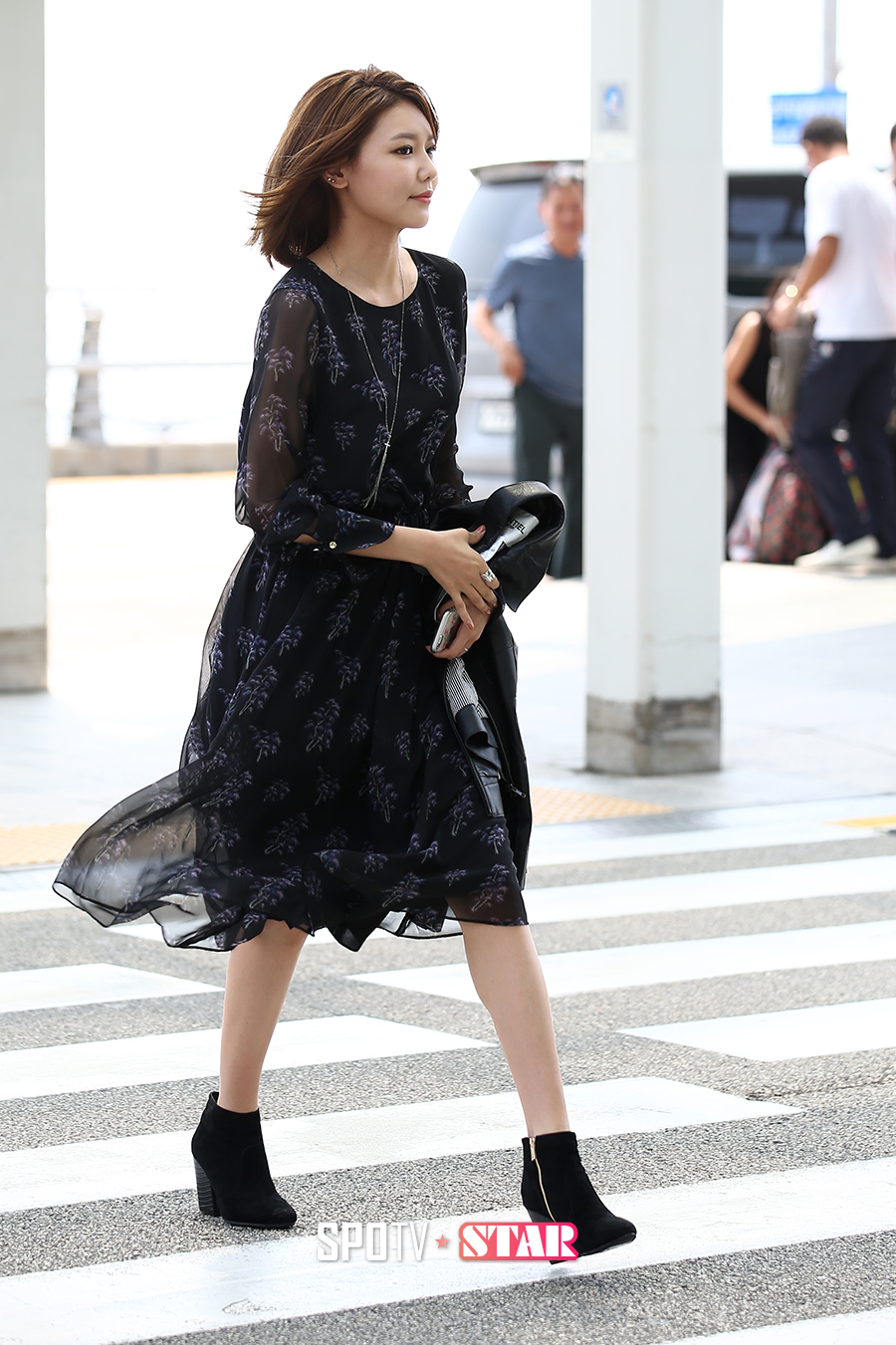 [포토S] 소녀시대 수영 '가벼운 발걸음'