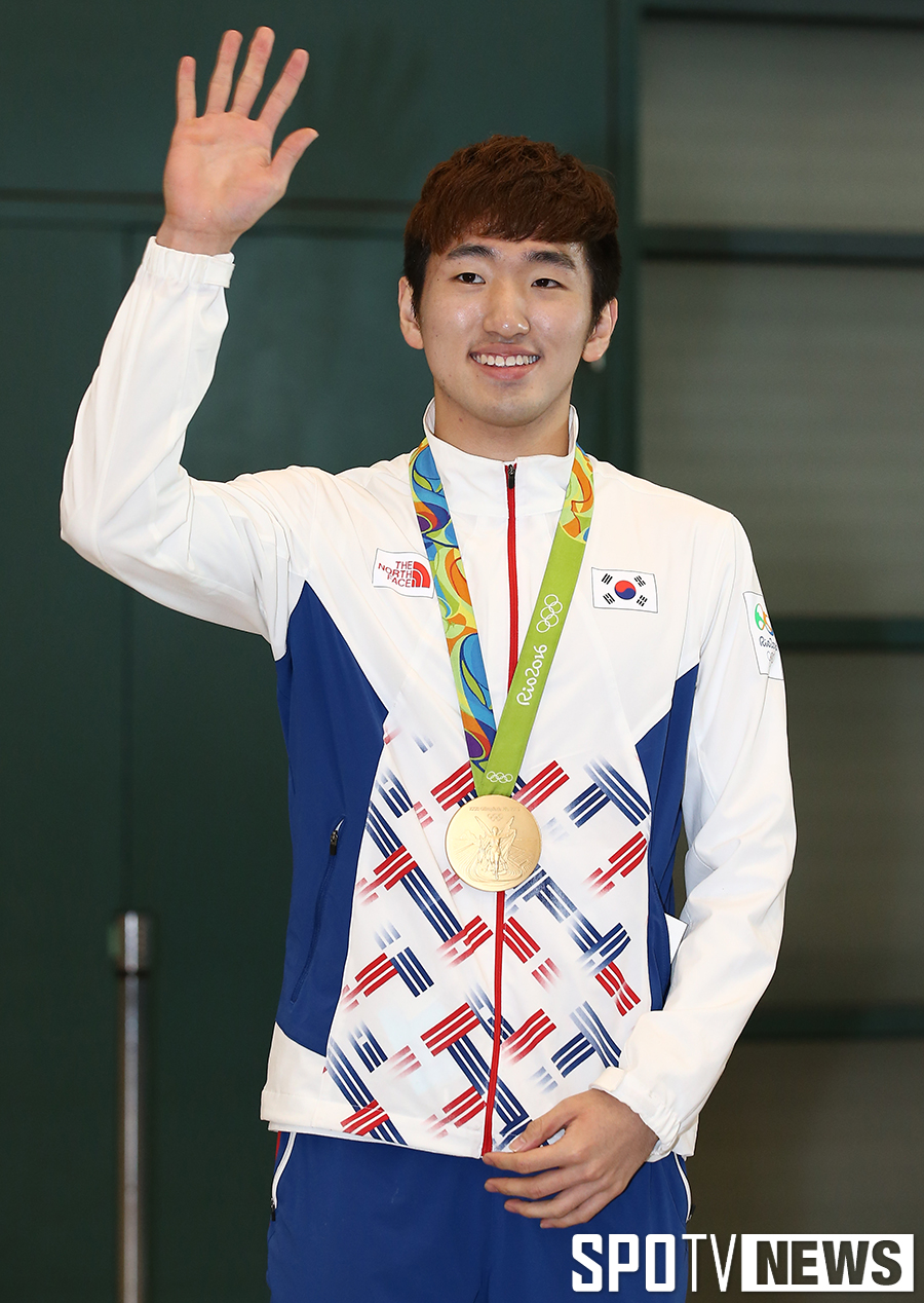 [포토S] 박상영 '자랑스런 금메달 따냈어요'