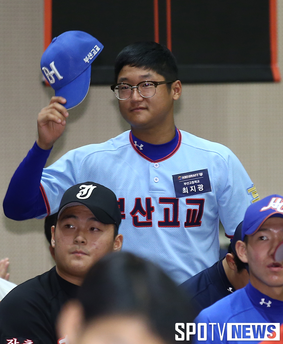 [포토S] 삼성에 지명된 최지광