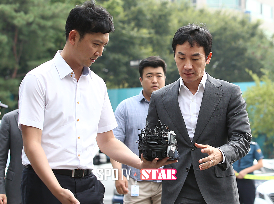 [포토S] 엄태웅, 당당하게