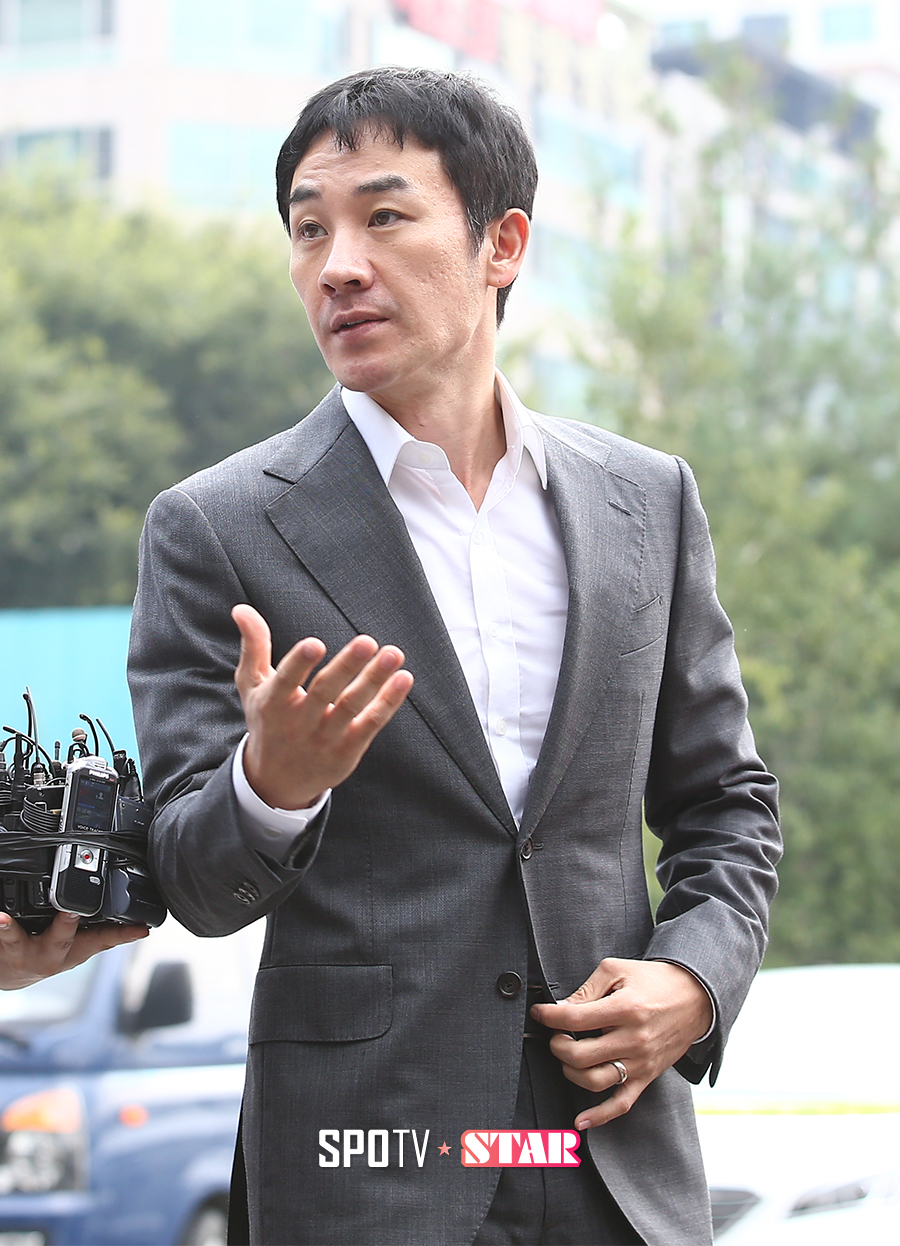 [포토S] 엄태웅, '다 밝히겠다'