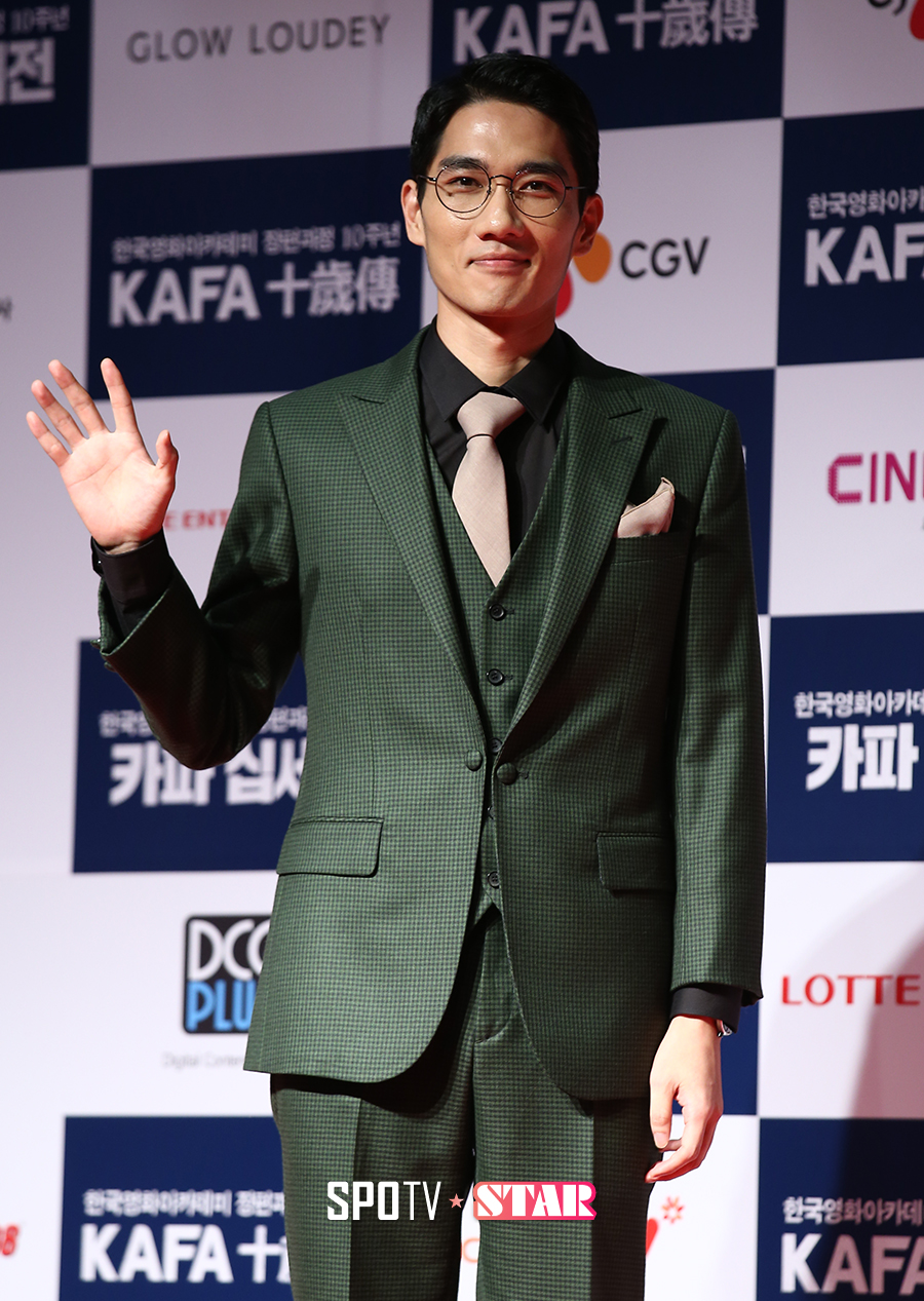 [포토S] 행사장 찾은 배우 엄태구