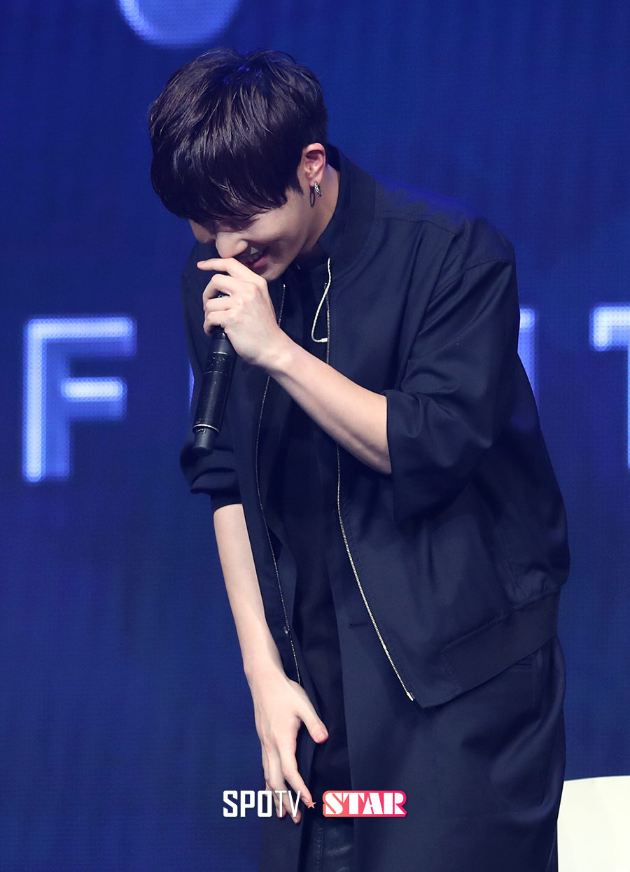 [포토S] 인피니트 김성규, '죄송합니다 화장실이 너무 급해서'