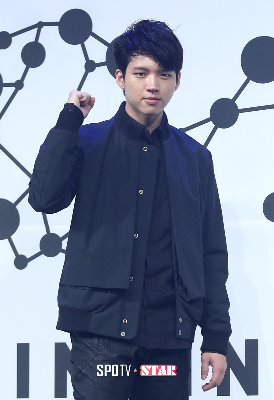 [포토S] 남우현, '이제는 그룹으로 보여드릴게요'