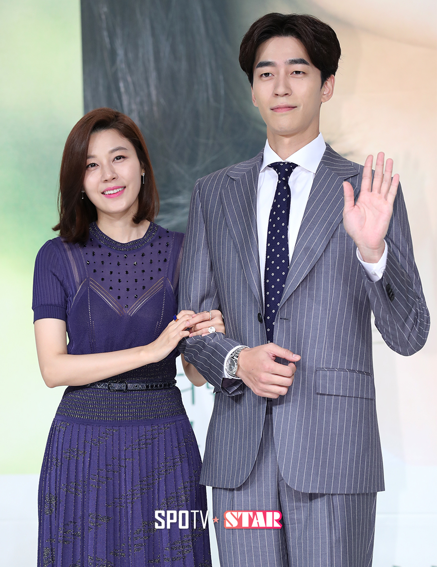 [포토S] 김하늘-신성록, '저희 부부 잘 어울리죠?'