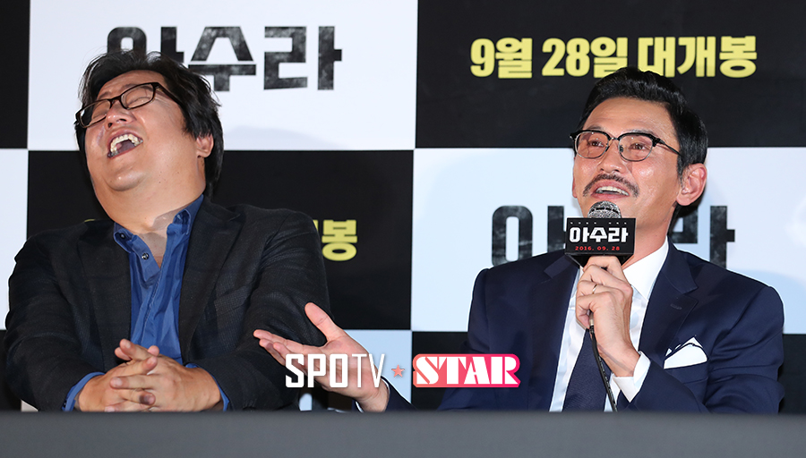 [포토S] '아수라' 황정민, "악역 롤모델 많았다"
