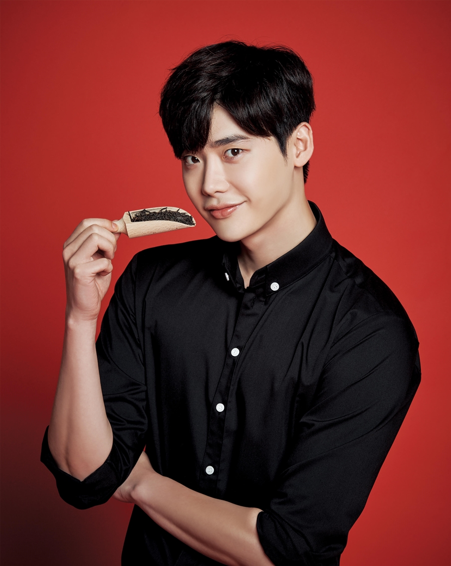 이종석, '공차' 첫 브랜드 모델... '섹시한 티 마스터' 변신