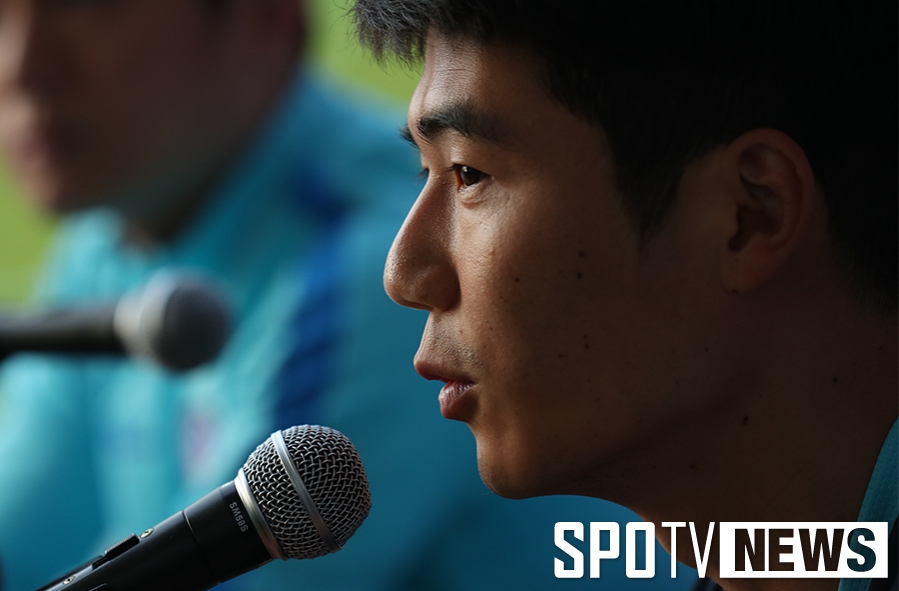 [포토S] 기성용, 진지한 인터뷰