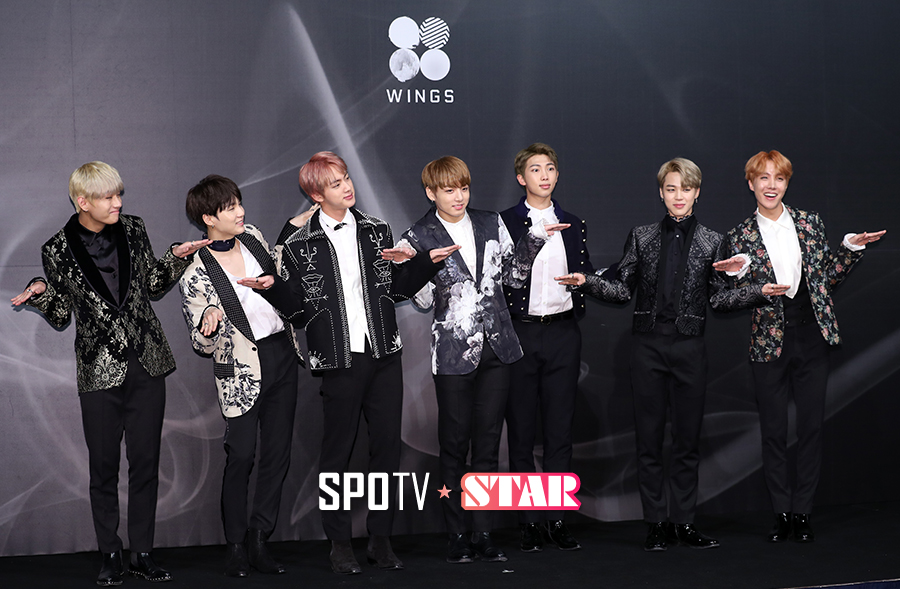 [포토S] 방탄소년단, 귀여운 날개 펼쳐 '파닥파닥'
