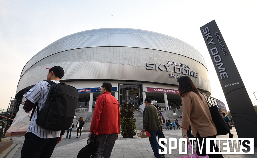 [포토S] 프로야구 최초 돔구장 플레이오프