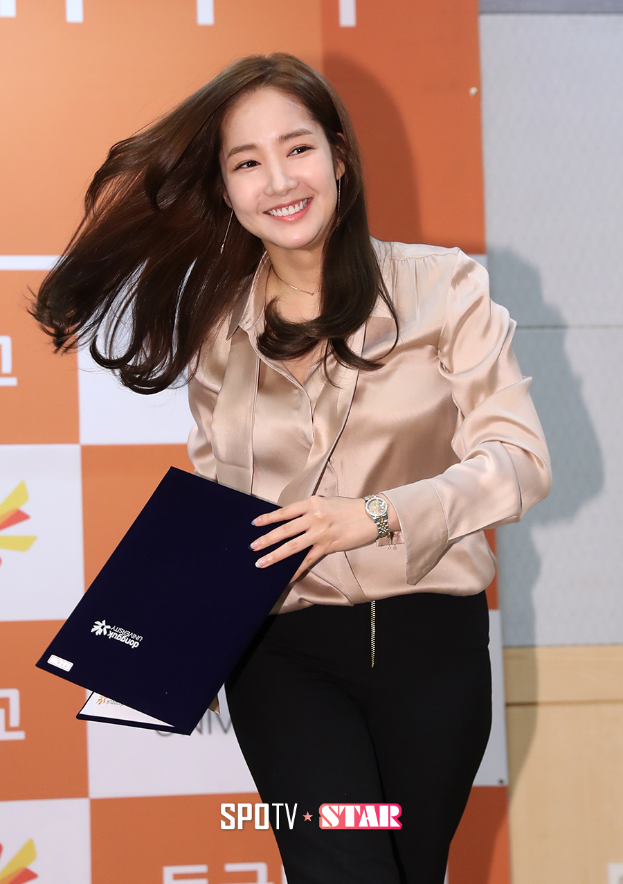 [포토S] 박민영, 머릿결 휘날리며