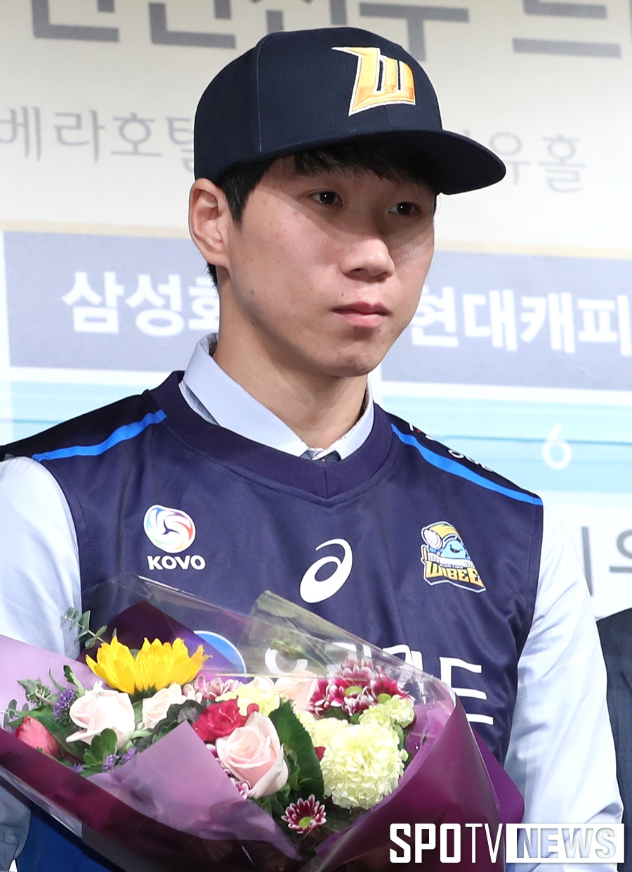 [포토S] 송지민, 수련선수로 우리카드에 지명