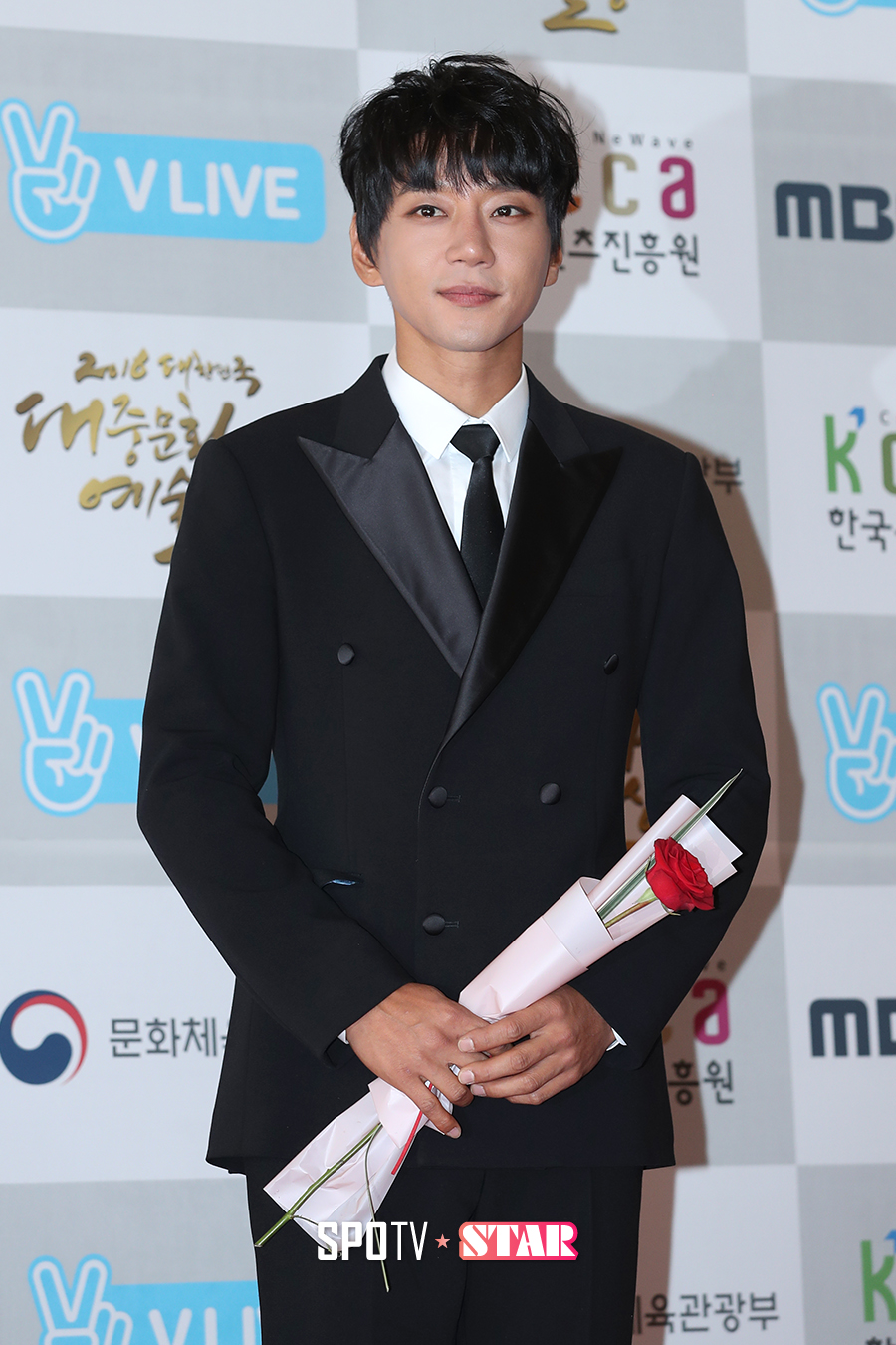 '대중문화예술상' 황치열, "무명 길었다…나의 도약이 희망이 되길"