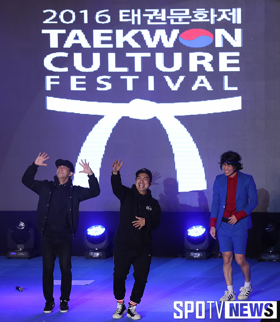 [포토S] '2016 태권문화제', 개그콘서트 무대