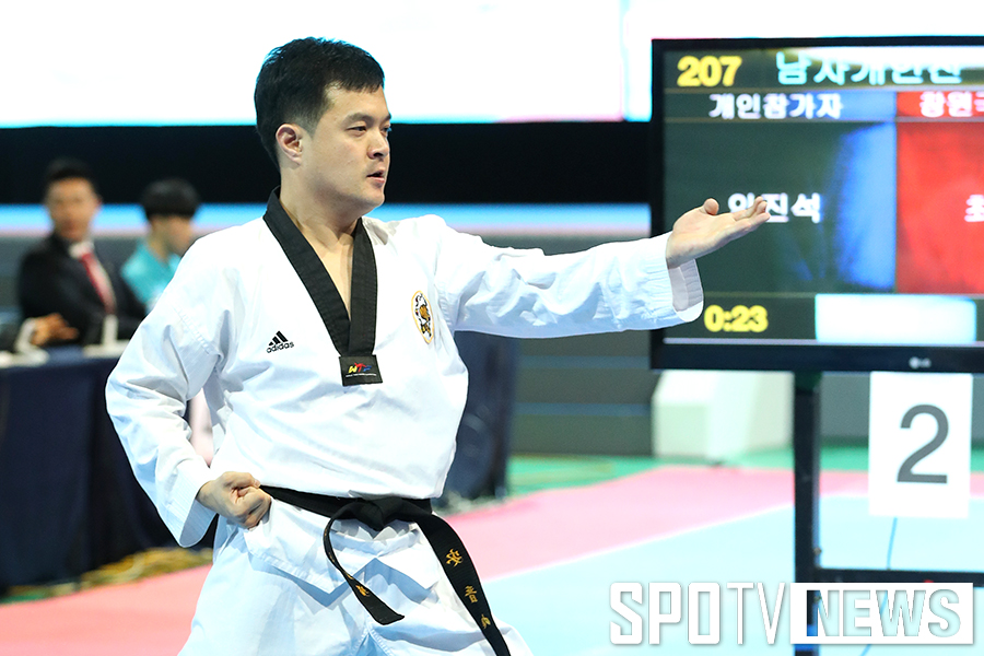 [포토S] '2016 태권문화제', 진지하게