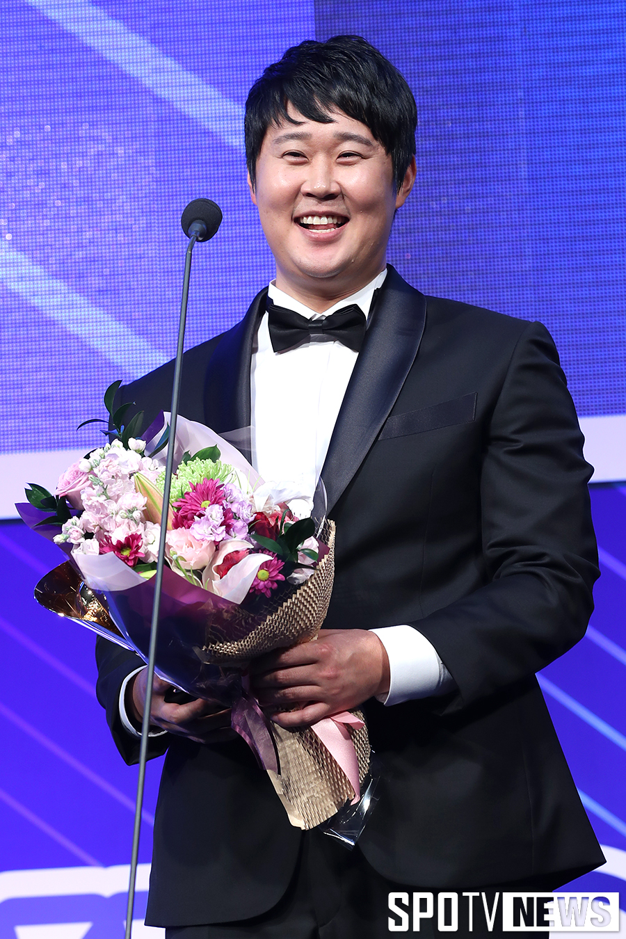 [포토S] 이보근, 홀드왕의 귀여운 미소