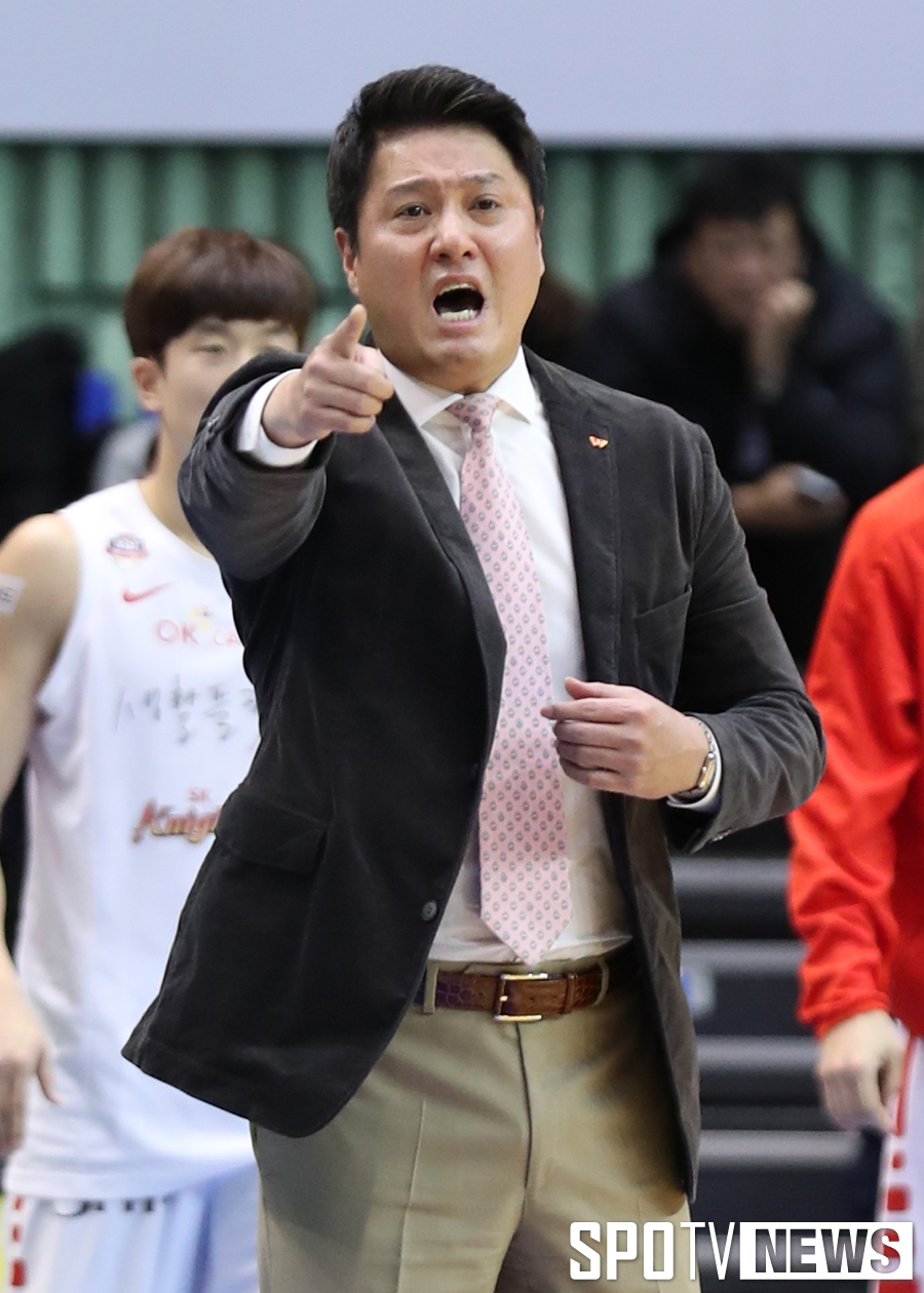 [포토S] 문경은 감독, '반칙 불어야지!'