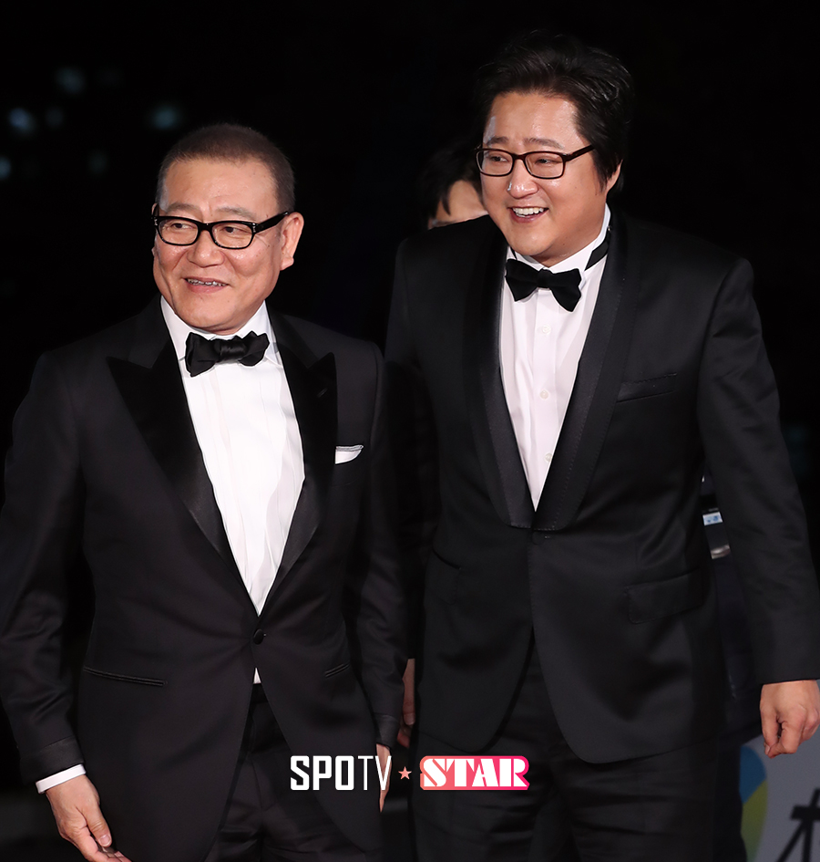 [포토S] 턱시도 차림으로 등장한 쿠니무라 준과 곽도원