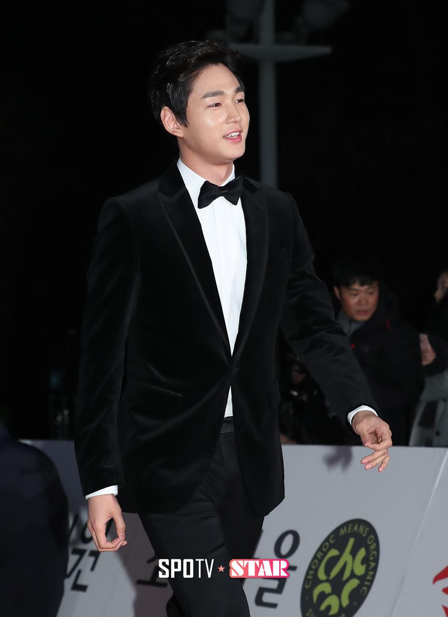 [포토S] 미소 짓는 배우 이원근