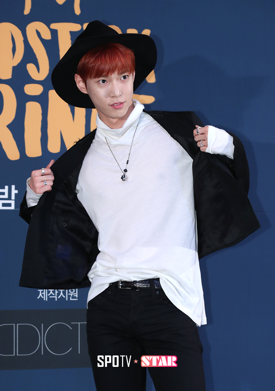 [포토S] NCT 도영, 예능 꿈나무의 섹시 포즈 ('립스틱 프린스' 제작발표회)