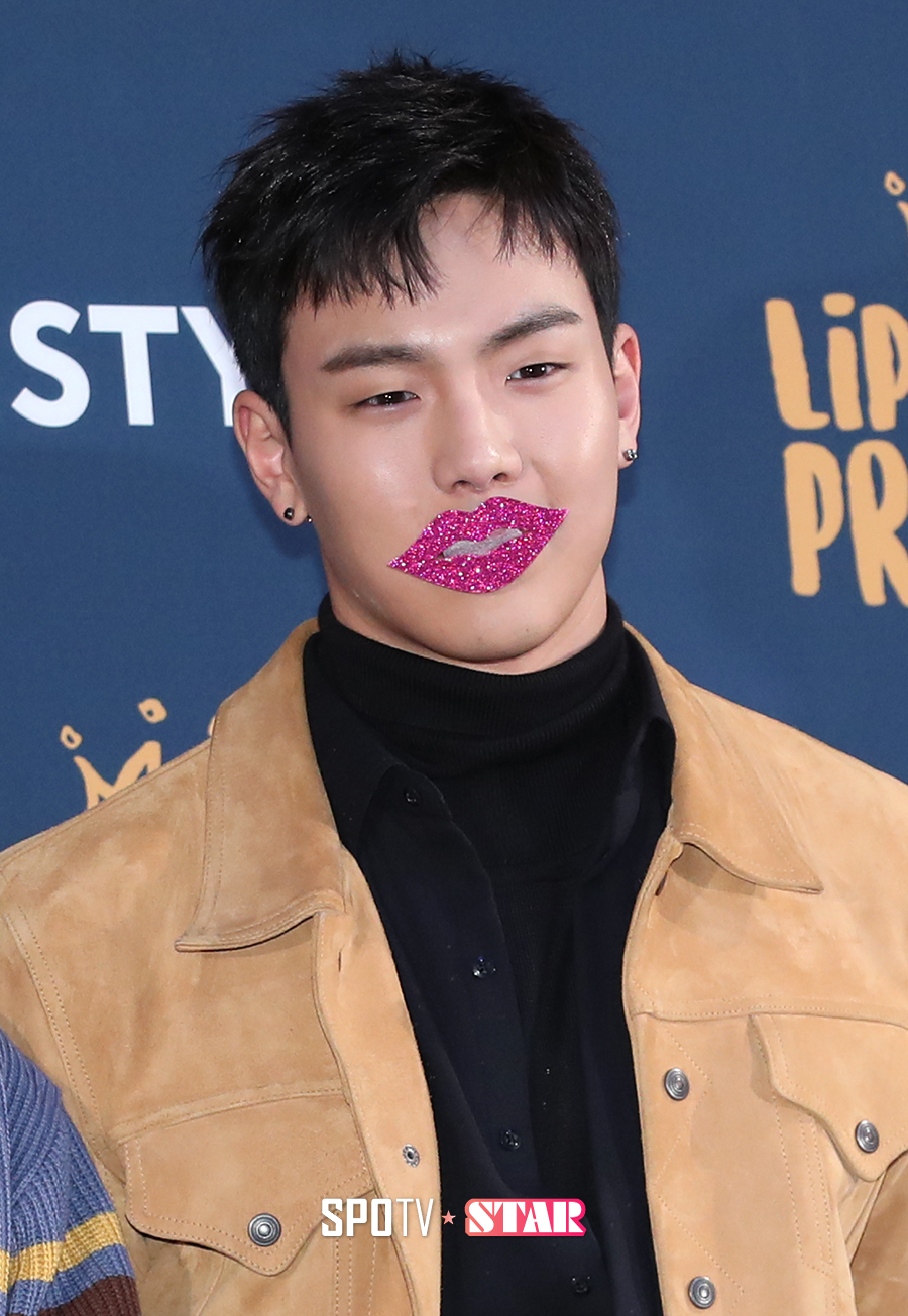 [포토S] 몬스타엑스 셔누, 상남자의 섹시 입술