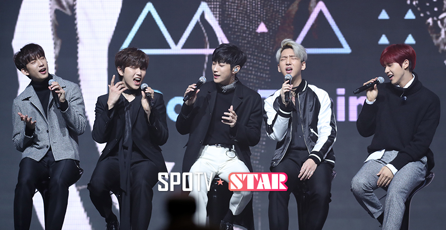 [포토S] B1A4, 팬들 향해 노래 한목소리로