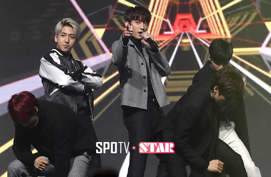 [포토S] B1A4 공찬, 팬들 심쿵하게 만드는 손짓