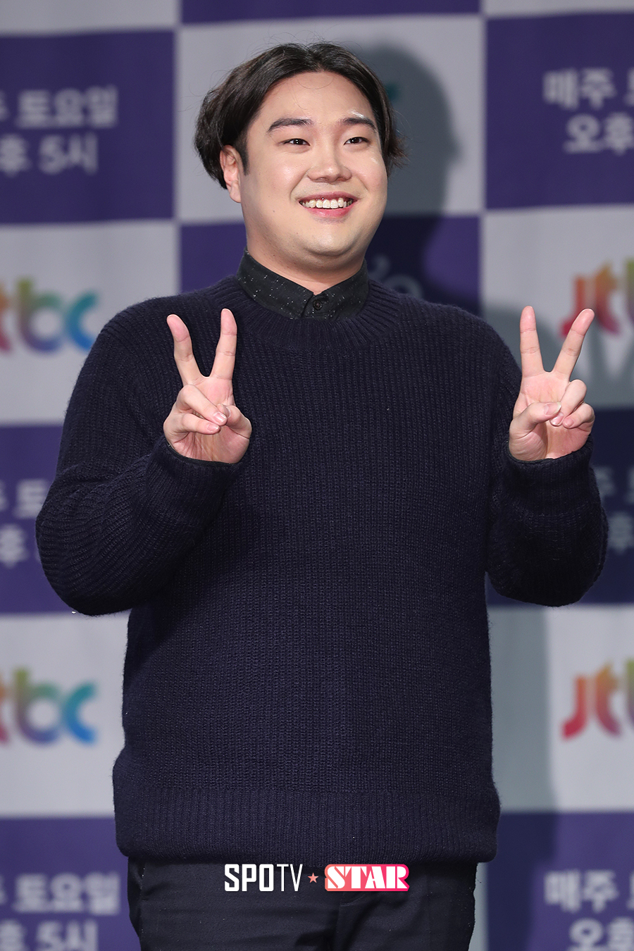 [포토S] 유재환, 귀엽게 브이~