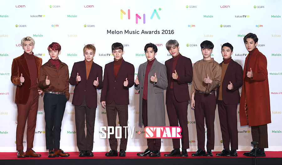 엑소, 올해도 겨울 스페셜 앨범 '수익금 기부'