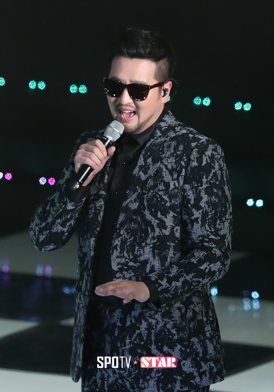 [포토S] 김태우, 노련한 무대
