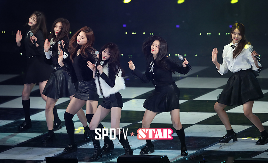 [포토S] I.O.I, '오늘은 섹시하게'
