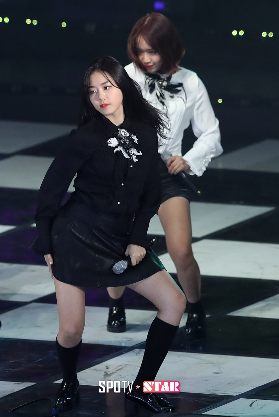 [포토S] I.O.I 김소혜, '오늘은 도발적으로'
