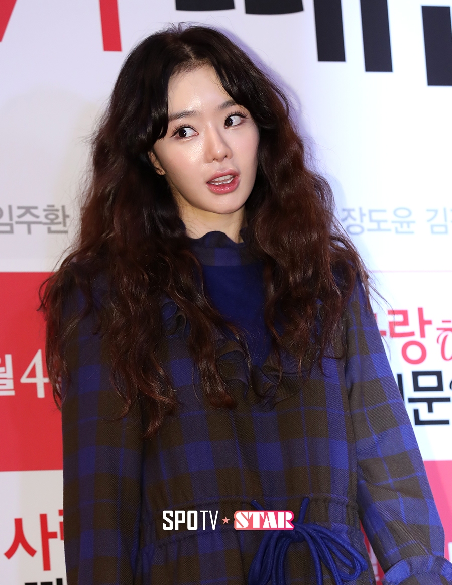 [포토S] 서우, 풍성한 머리카락 자랑하며
