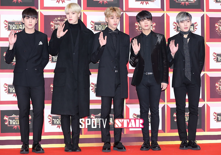 [포토S] B.A.P, 블랙 슈트로 카리스마 '작렬'