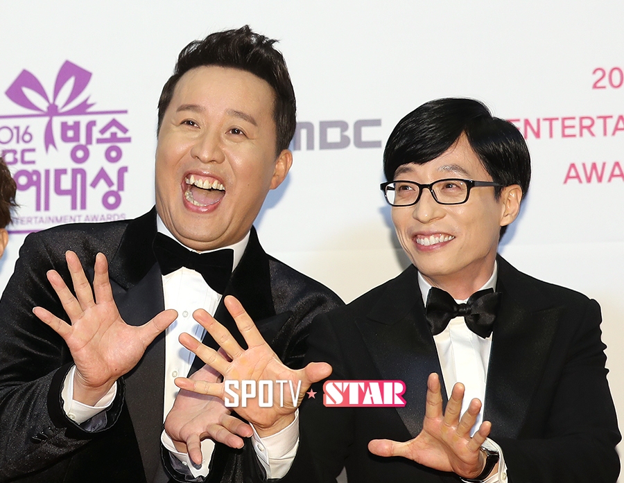 [포토S] 유재석-정준하, '두 대상 후보가 무한~도전!'