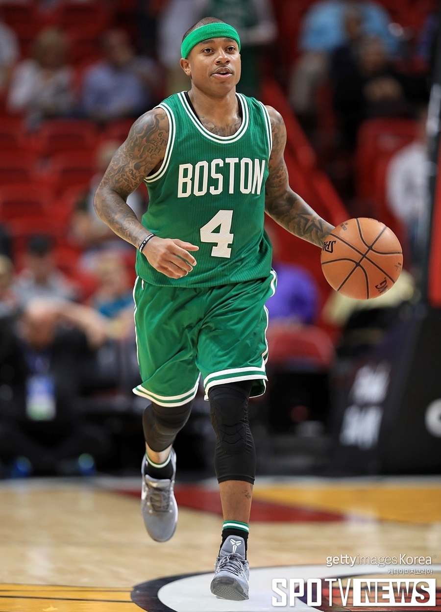 [NBA] BOS '작은 거인' 토마스, "우리는 아직 CLE 수준 아니다"